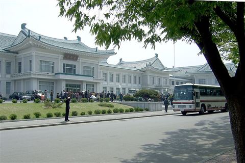 Pyongyang Okryu-gwan (Shanghai branch)