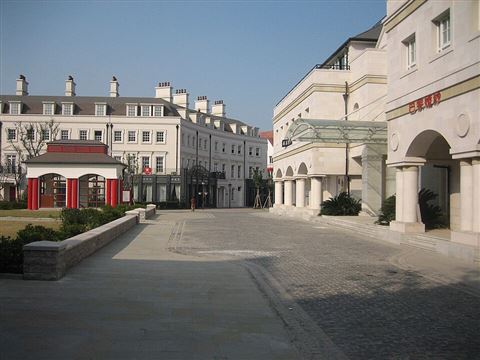 Thames Town (泰晤士小镇)