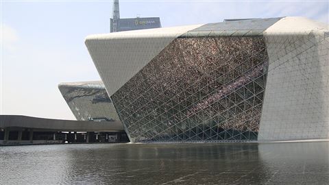Times Museum Guangzhou (Rem Koolhaas)